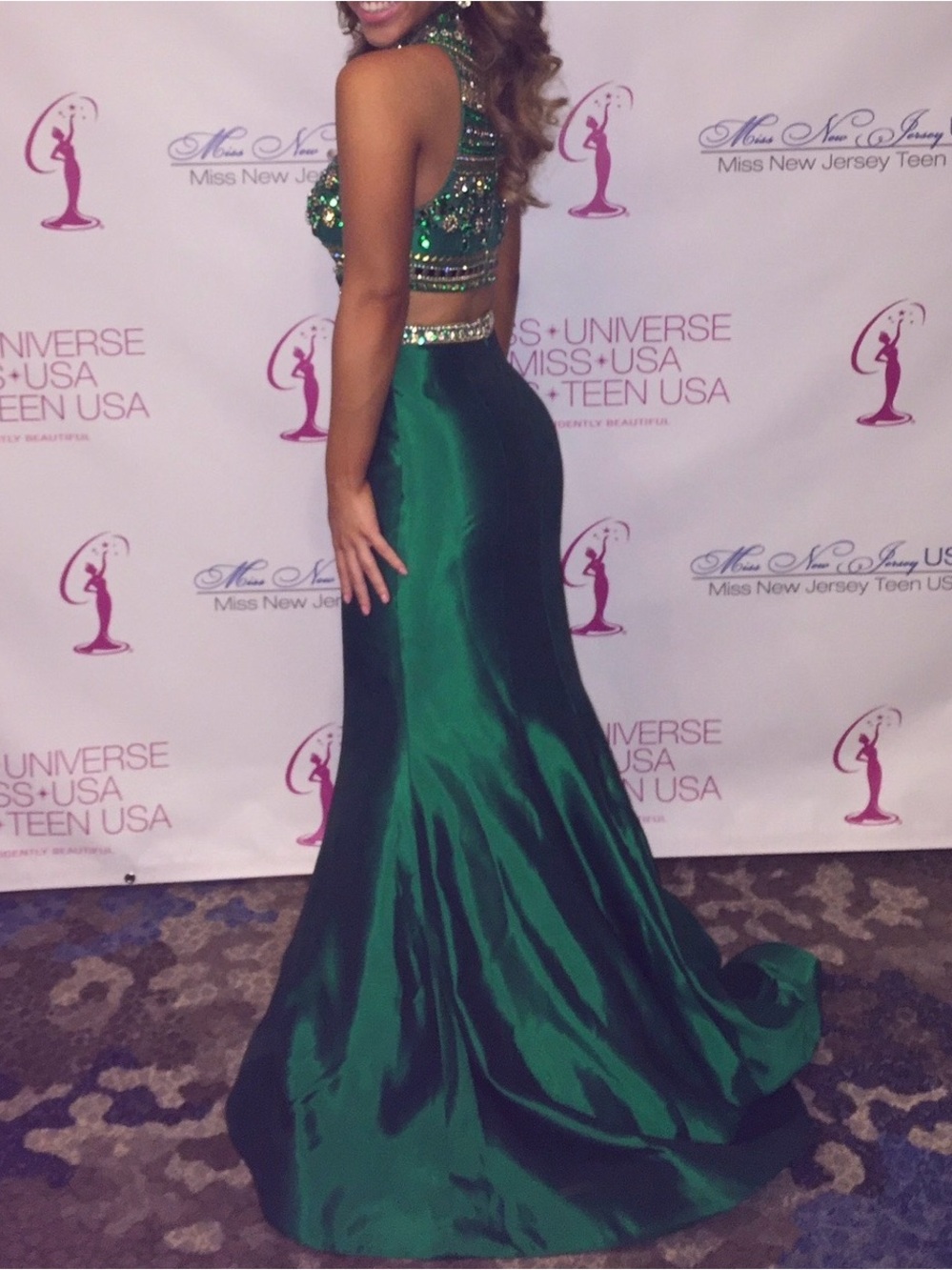 Sherri Hill Emerald Green Gown